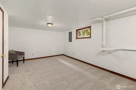 2626 W Boston Street Seattle WA 98199