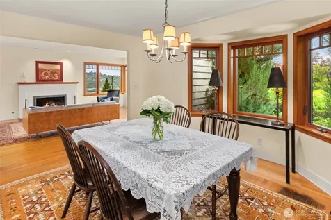 2626 W Boston Street Seattle WA 98199