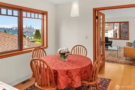 2626 W Boston Street Seattle WA 98199