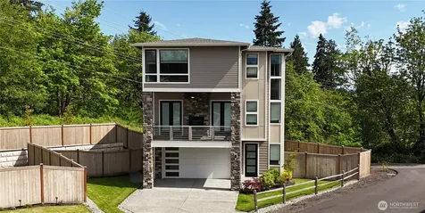 3853 95th Avenue E Edgewood WA 98371
