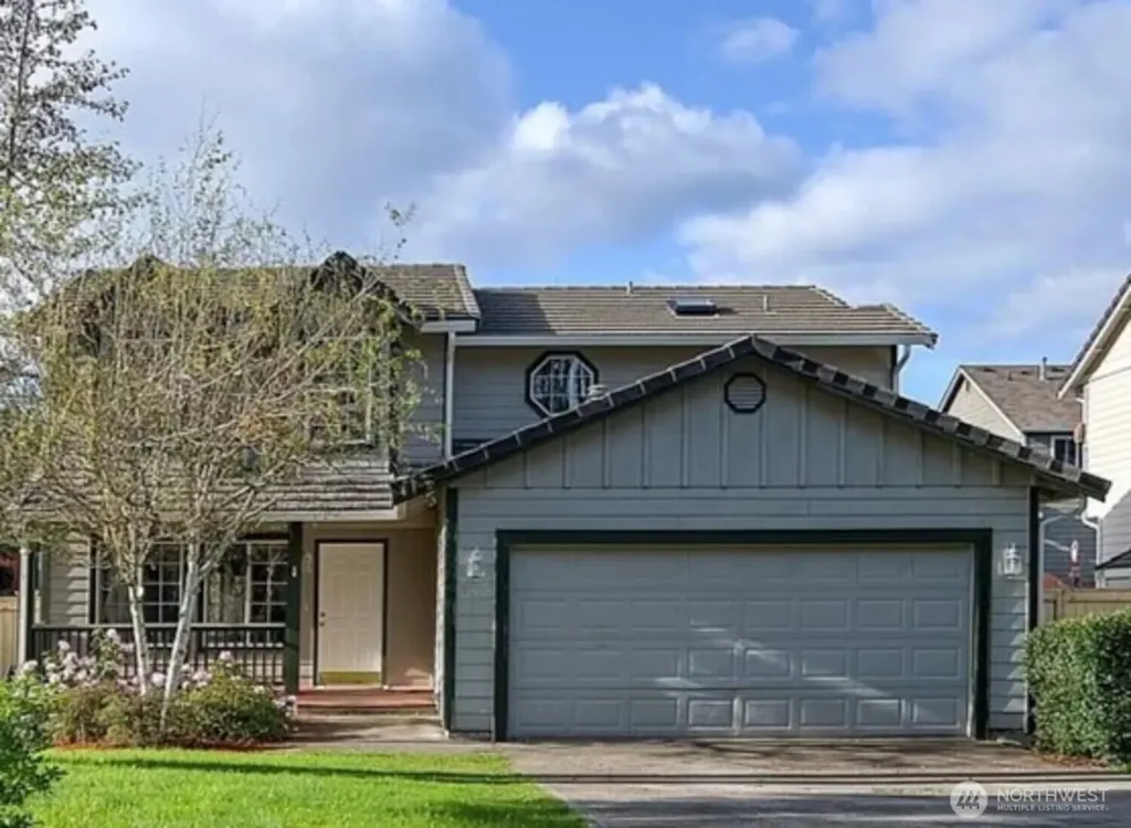 9124 Lewis NE Lacey WA 98516