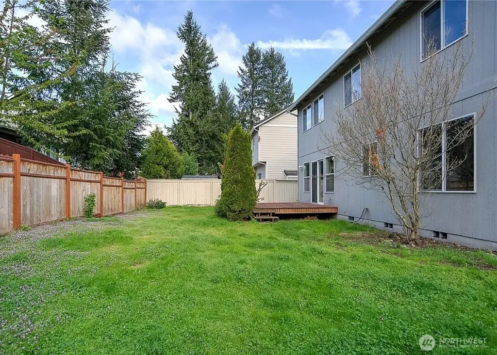 9124 Lewis NE Lacey WA 98516
