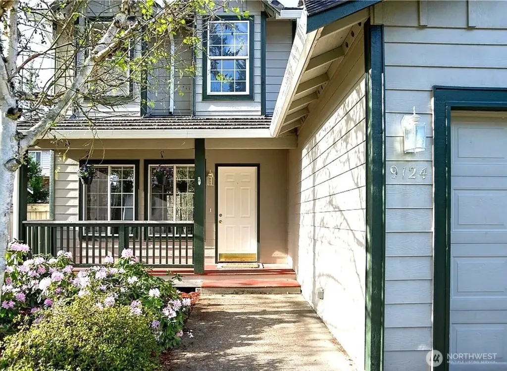 9124 Lewis NE Lacey WA 98516