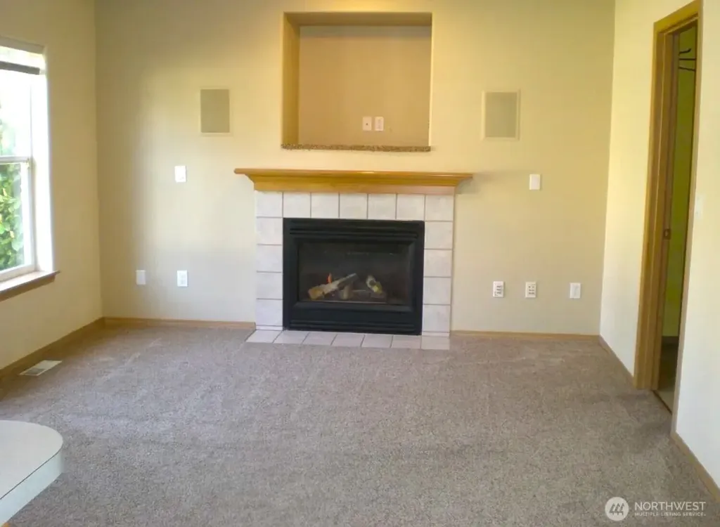 9124 Lewis NE Lacey WA 98516