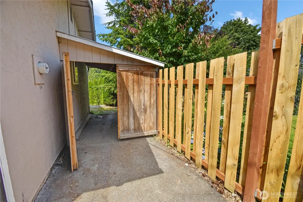 2407 255th Street NW Stanwood WA 98292