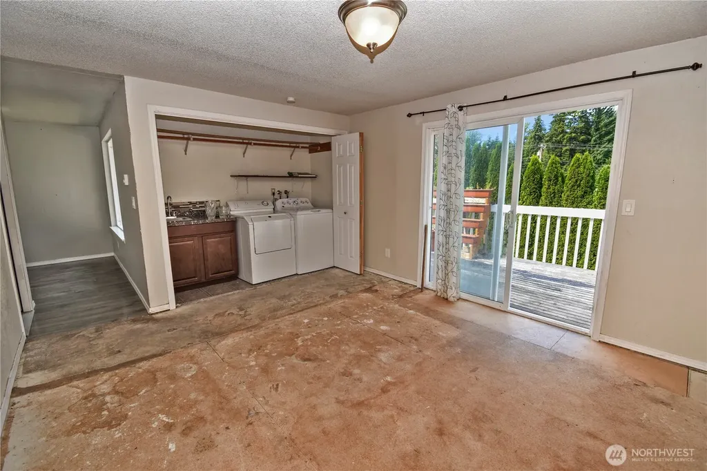 2407 255th Street NW Stanwood WA 98292