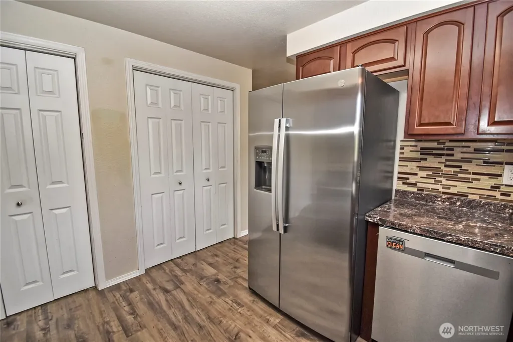 2407 255th Street NW Stanwood WA 98292