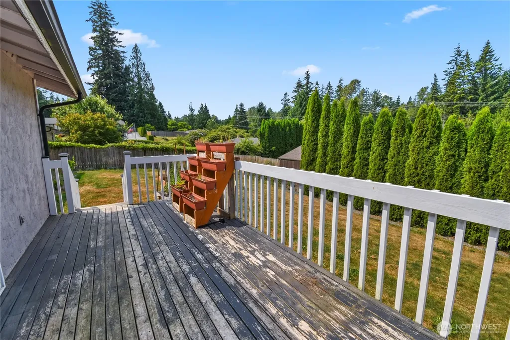 2407 255th Street NW Stanwood WA 98292