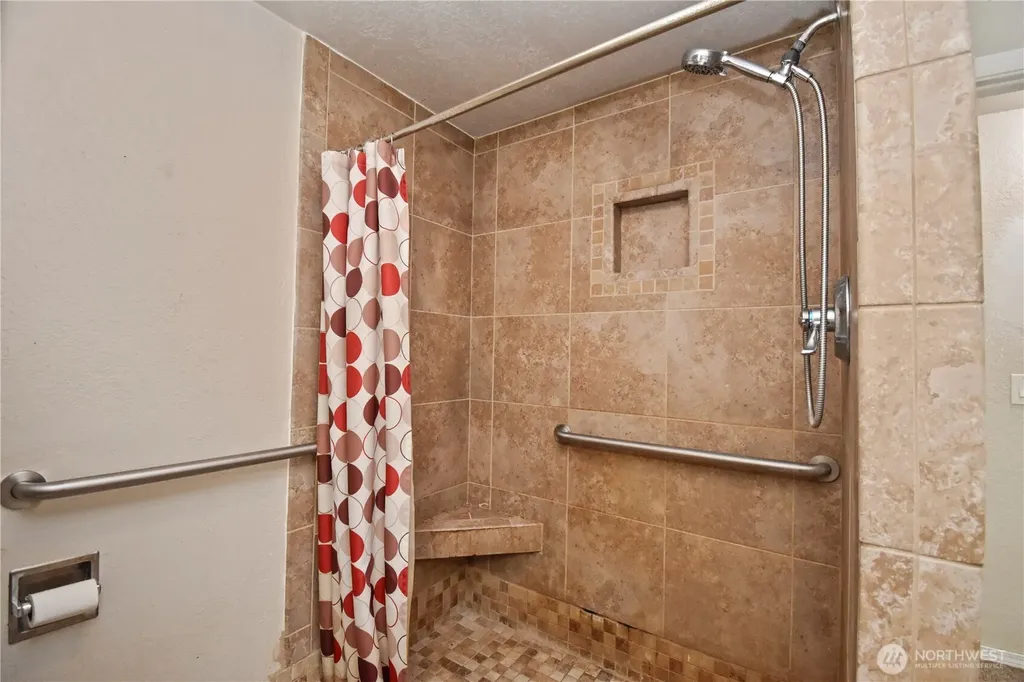 2407 255th Street NW Stanwood WA 98292