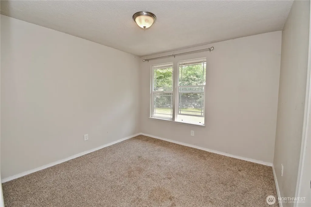 2407 255th Street NW Stanwood WA 98292