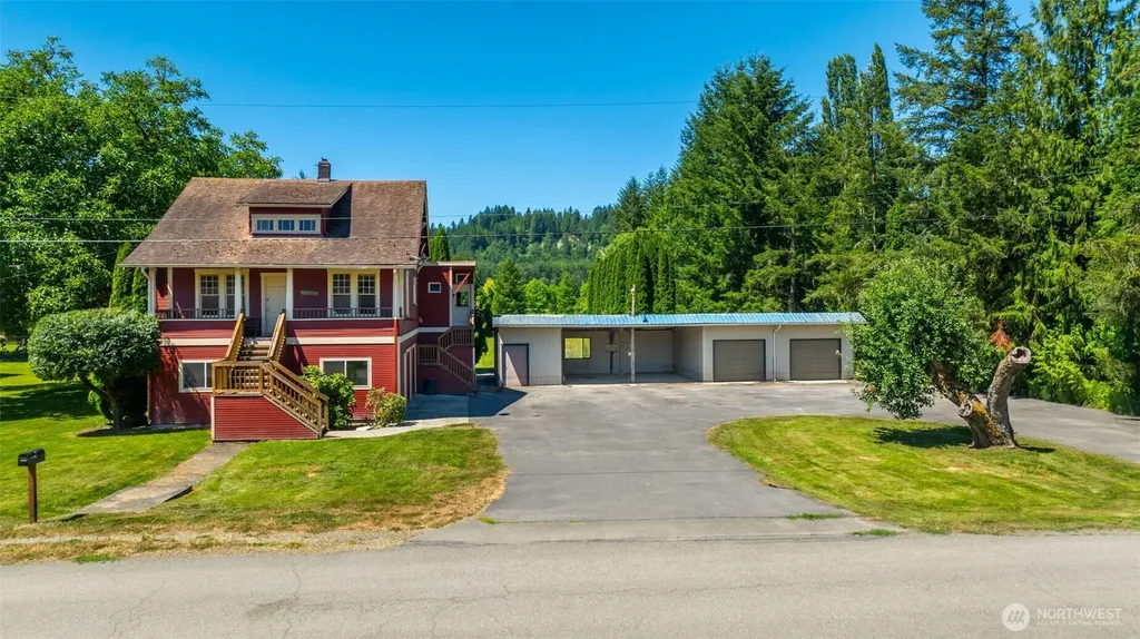5609 318th Avenue NE Carnation WA 98014