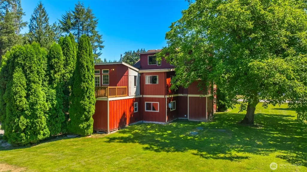 5609 318th Avenue NE Carnation WA 98014