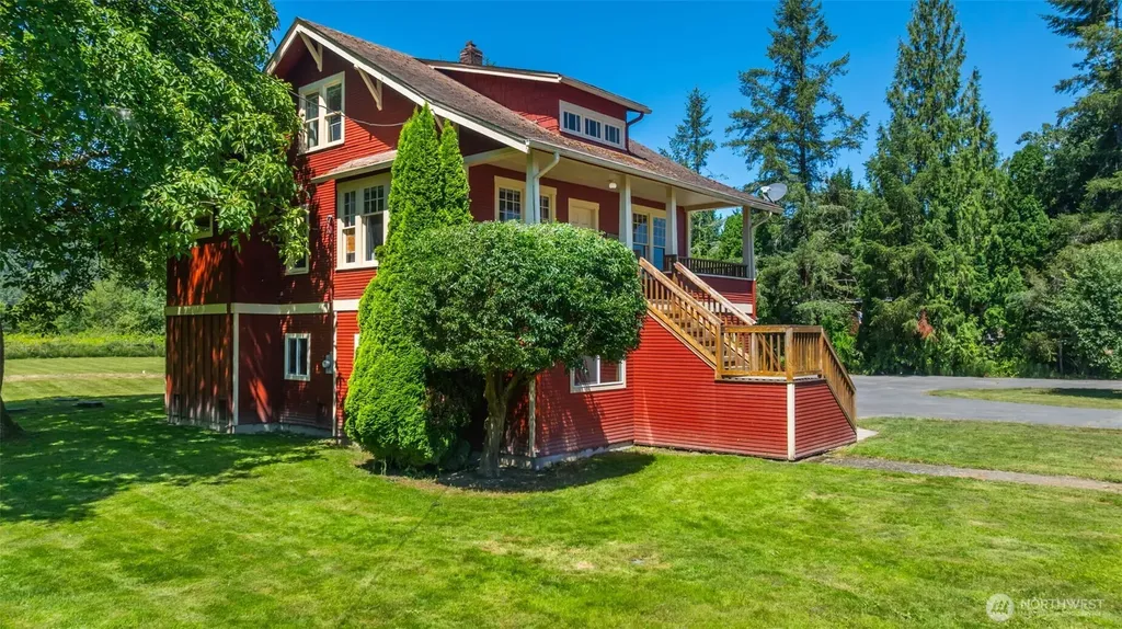 5609 318th Avenue NE Carnation WA 98014