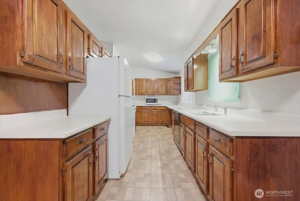 6309 193rd Street SW Lynnwood WA 98036