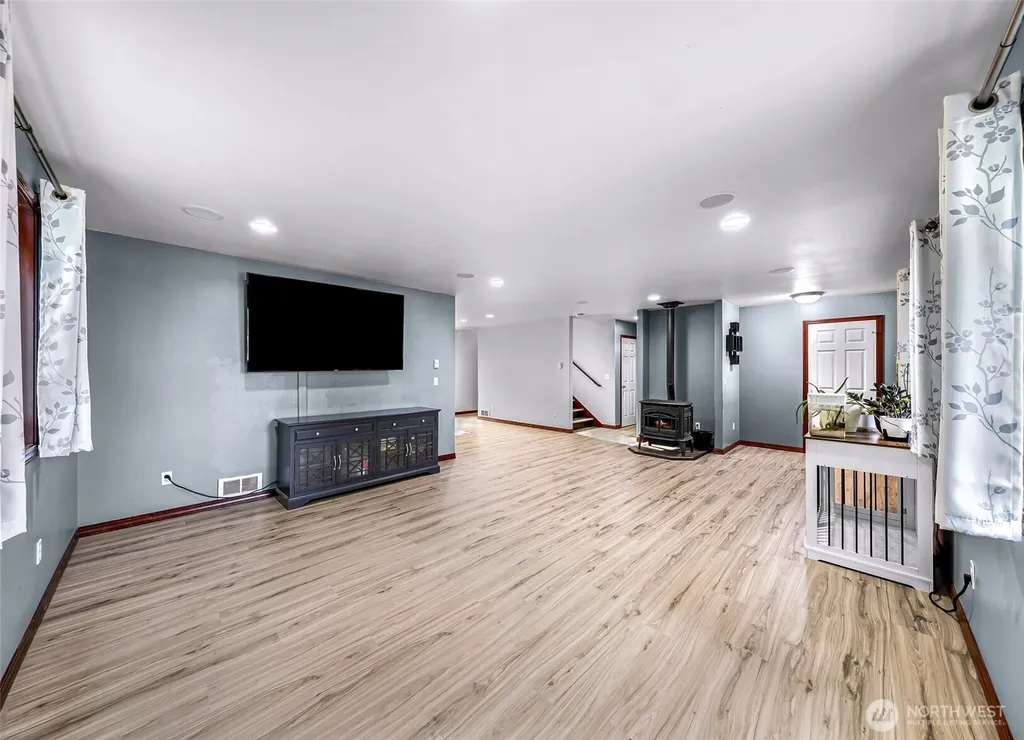 24723 Jim Creek Road Arlington WA 98223