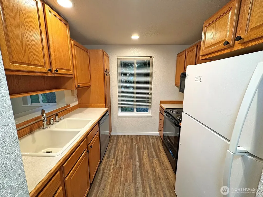 14415 NE 30th Place Bellevue WA 98007
