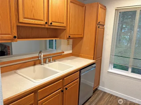14415 NE 30th Place Bellevue WA 98007