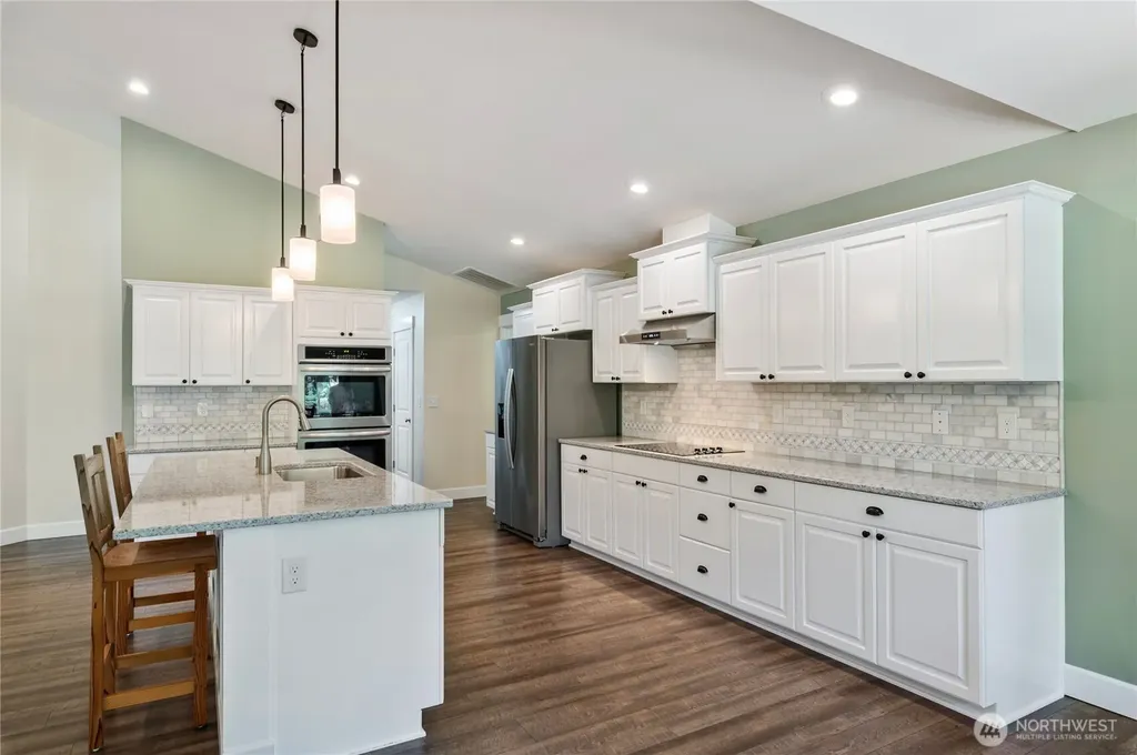 13642 NW Red Maple Way Bremerton WA 98312