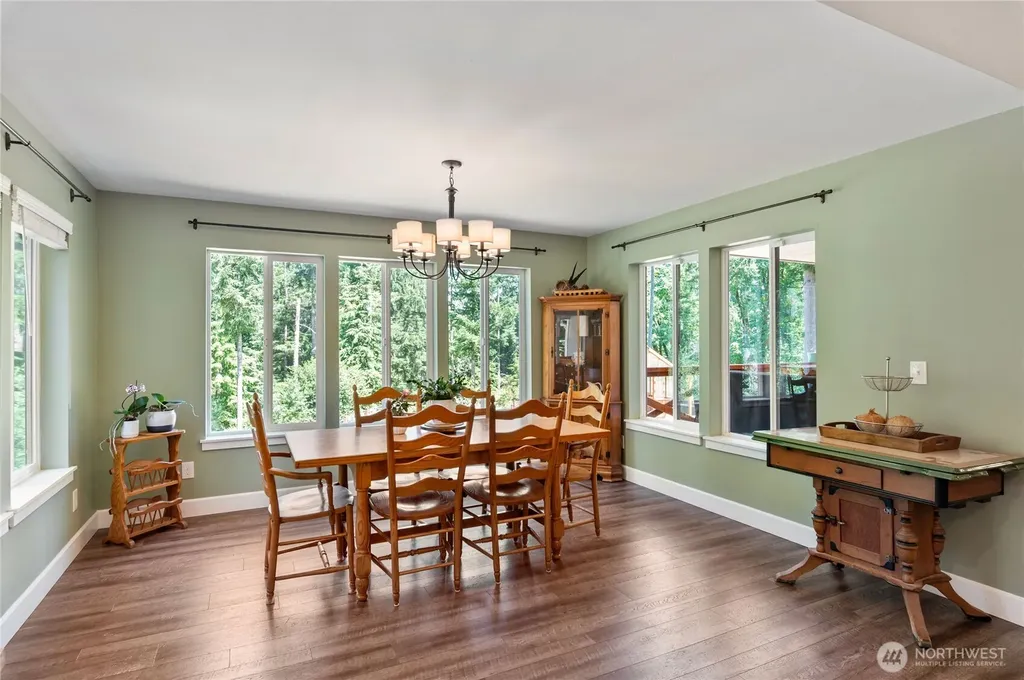 13642 NW Red Maple Way Bremerton WA 98312