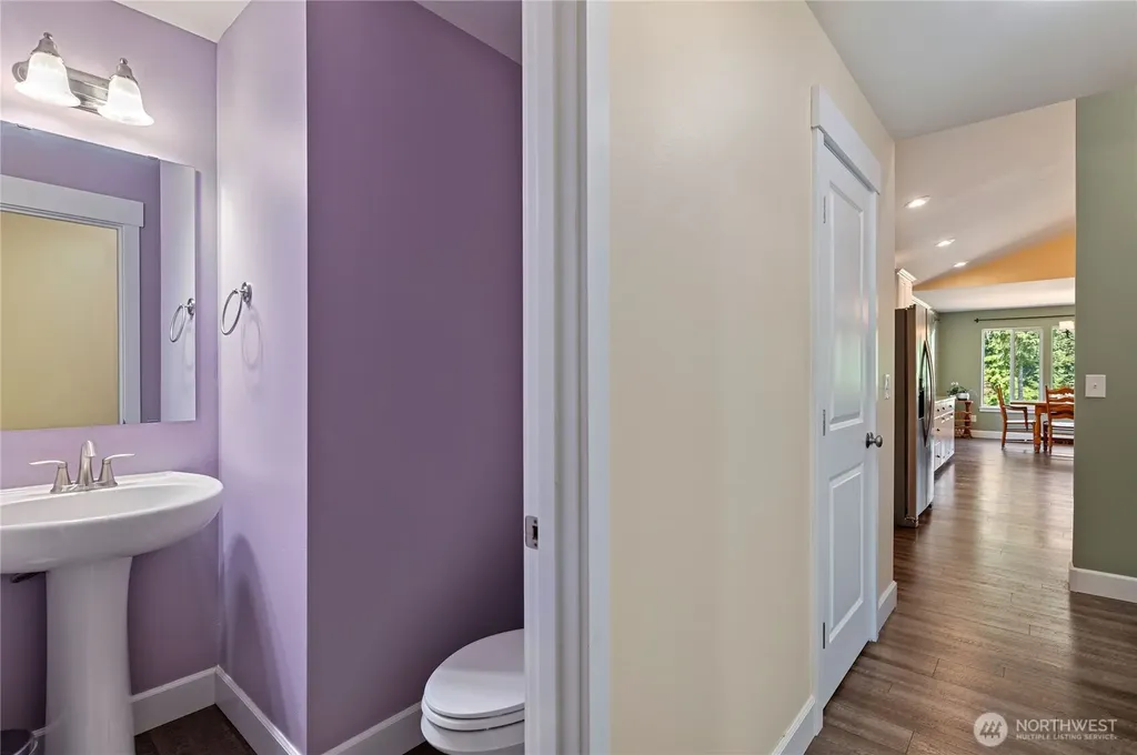 13642 NW Red Maple Way Bremerton WA 98312