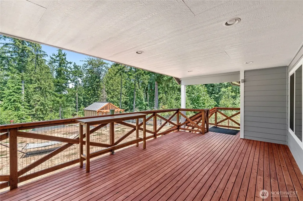 13642 NW Red Maple Way Bremerton WA 98312