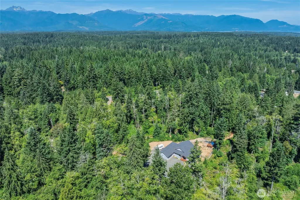 13642 NW Red Maple Way Bremerton WA 98312