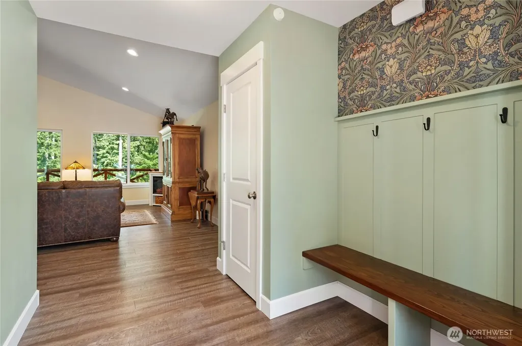 13642 NW Red Maple Way Bremerton WA 98312