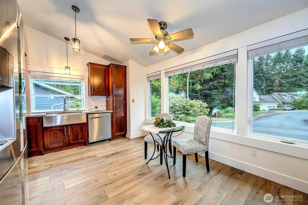 13702 173rd Place NE Redmond WA 98052
