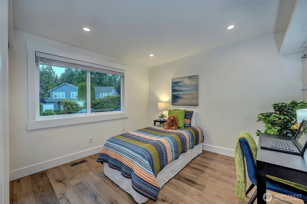 13702 173rd Place NE Redmond WA 98052