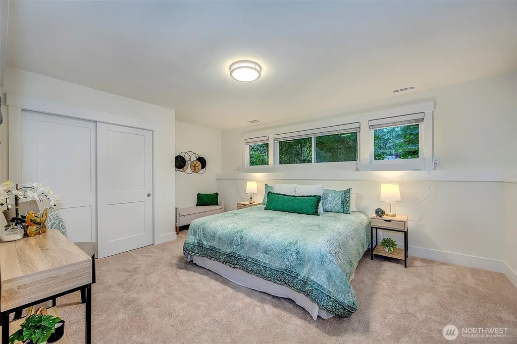 13702 173rd Place NE Redmond WA 98052