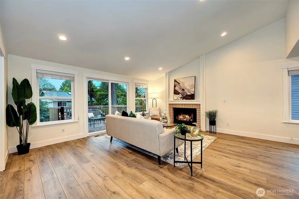 13702 173rd Place NE Redmond WA 98052