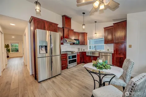 13702 173rd Place NE Redmond WA 98052