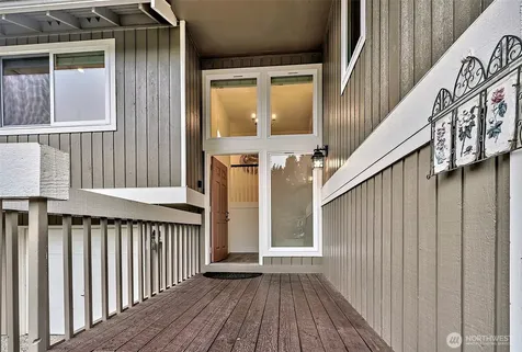 13702 173rd Place NE Redmond WA 98052