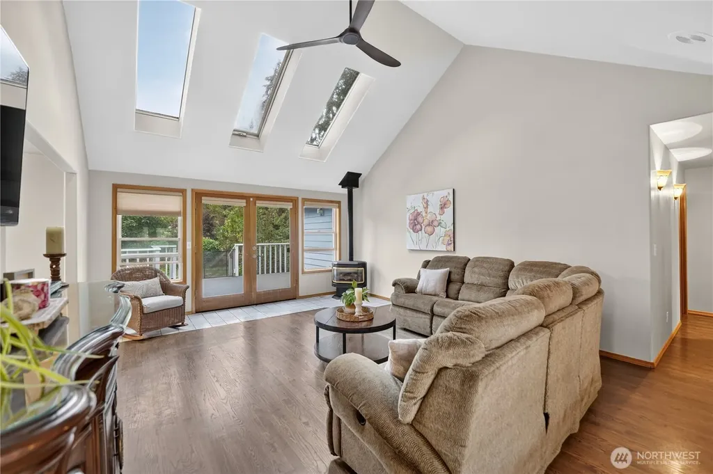 97 Arcadia Drive Port Townsend WA 98368