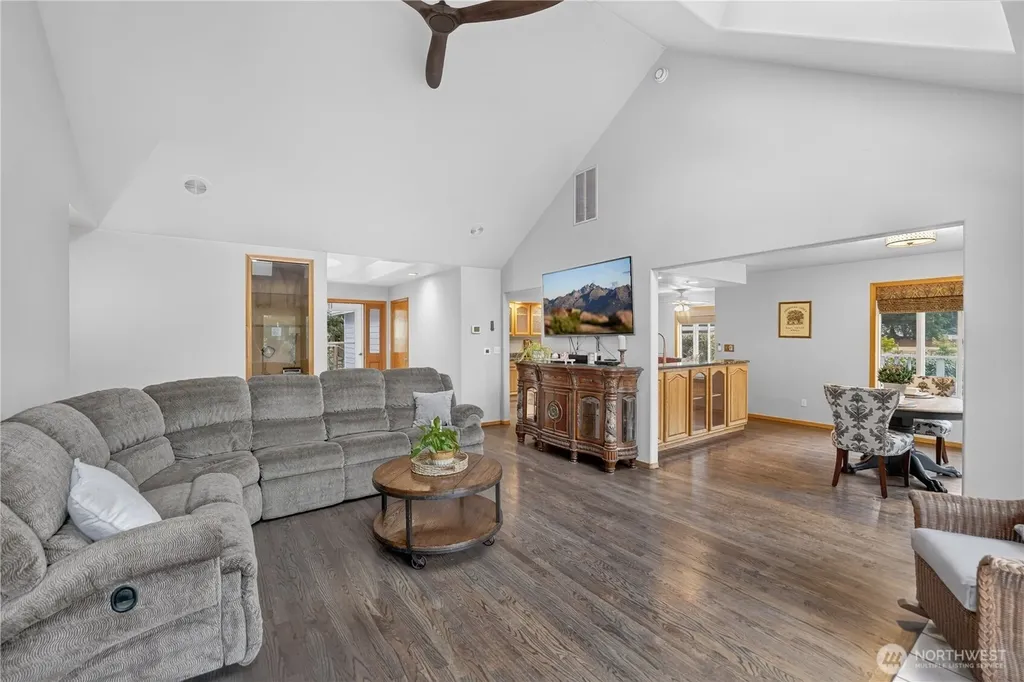 97 Arcadia Drive Port Townsend WA 98368