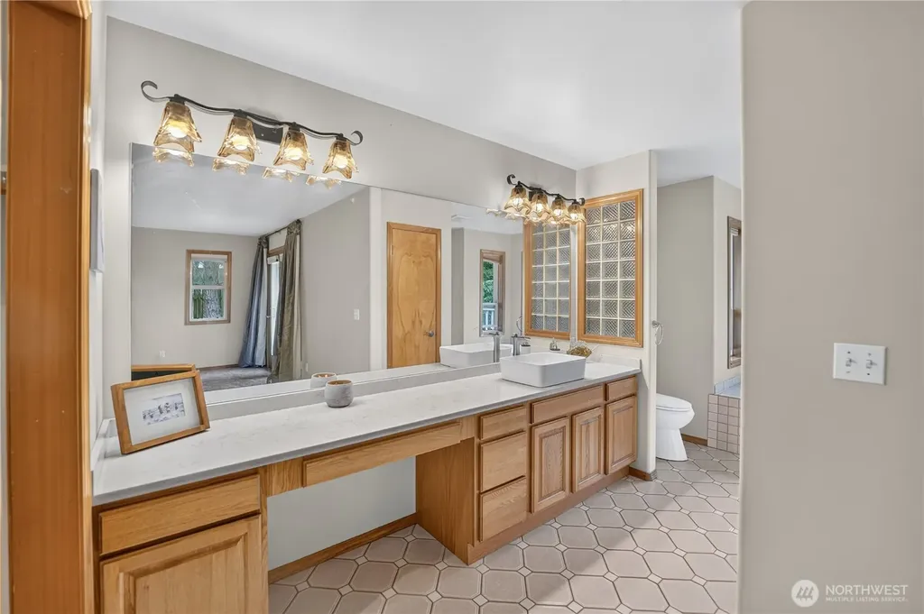 97 Arcadia Drive Port Townsend WA 98368