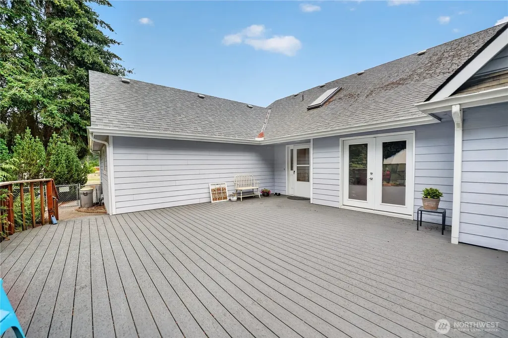 97 Arcadia Drive Port Townsend WA 98368