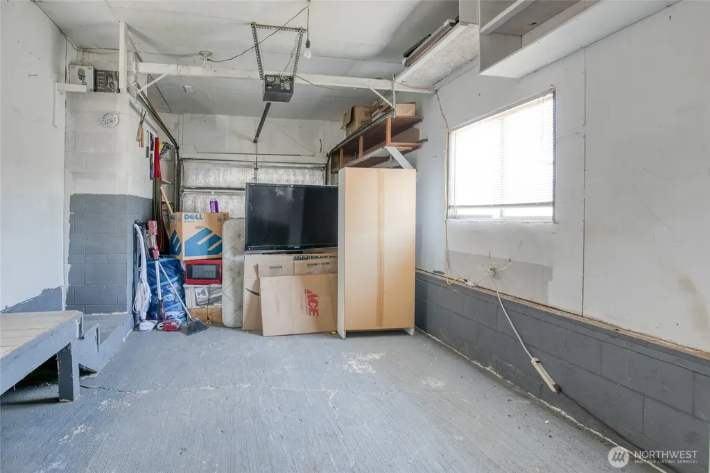 516 Sand Dune Avenue SW Ocean Shores WA 98569