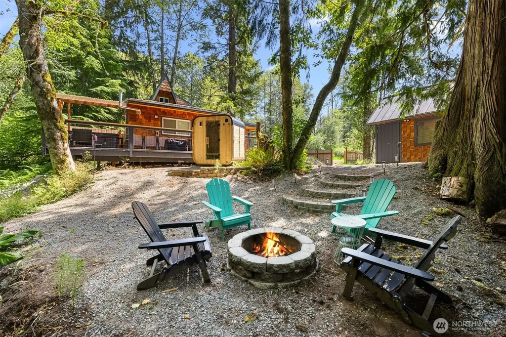 178 Skate Creek Road N Ashford WA 98328