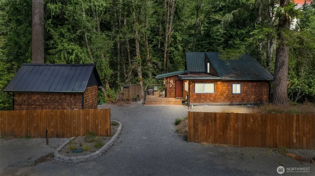178 Skate Creek Road N Ashford WA 98328