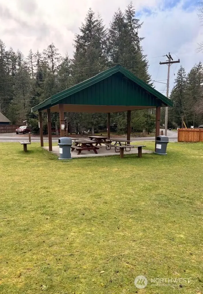 178 Skate Creek Road N Ashford WA 98328