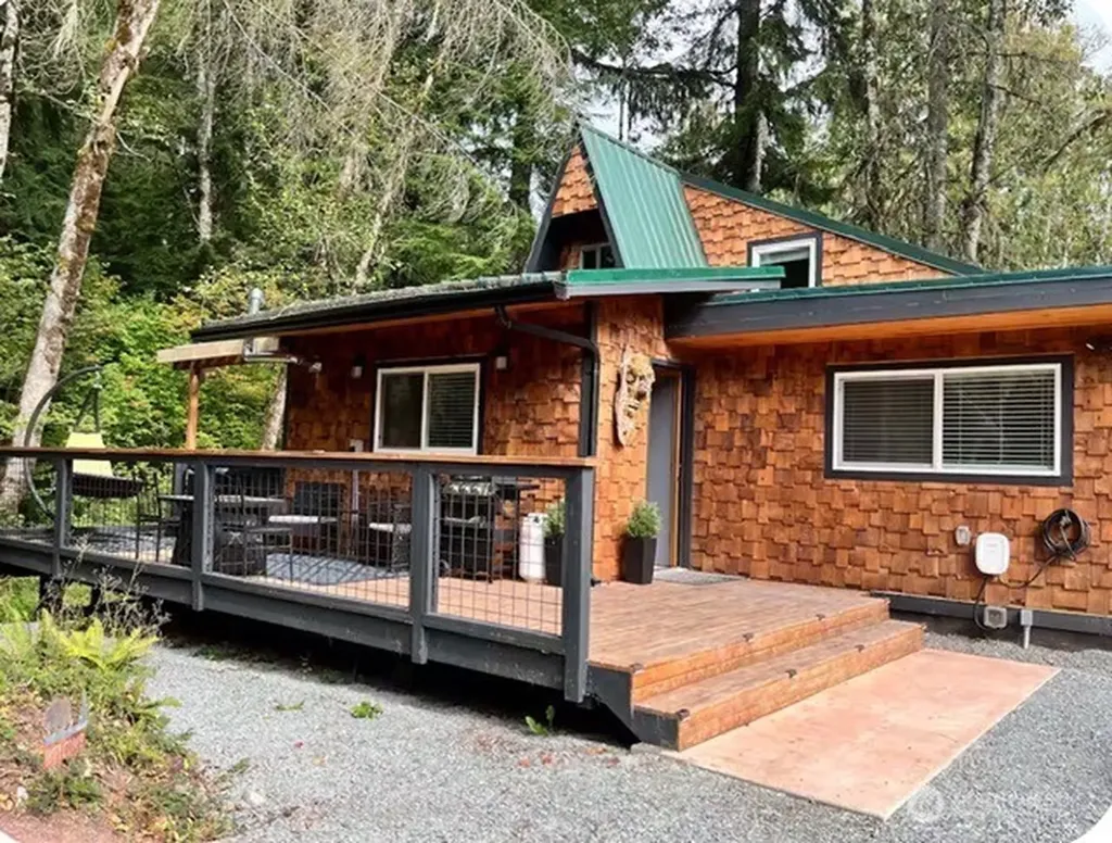 178 Skate Creek Road N Ashford WA 98328