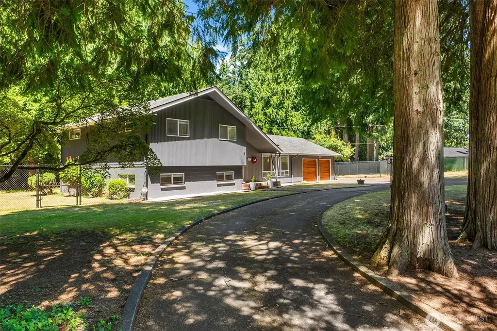 6206 Shady Lane SE Lacey WA 98503