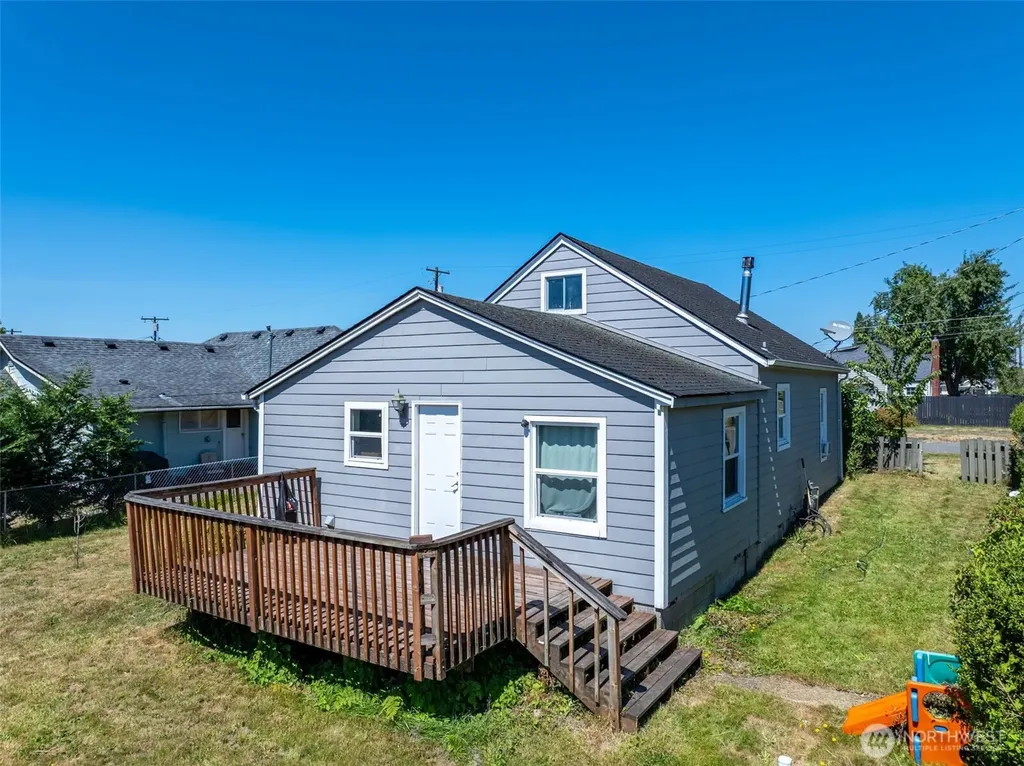 117 SW 12th Street Chehalis WA 98532