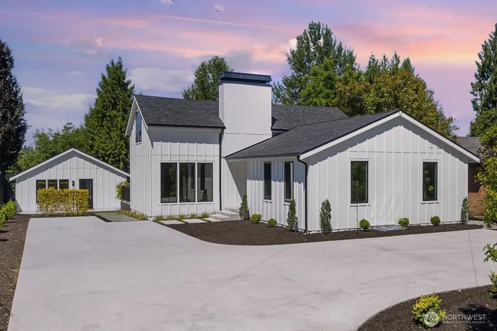 7743 Seward Park Avenue S Seattle WA 98118