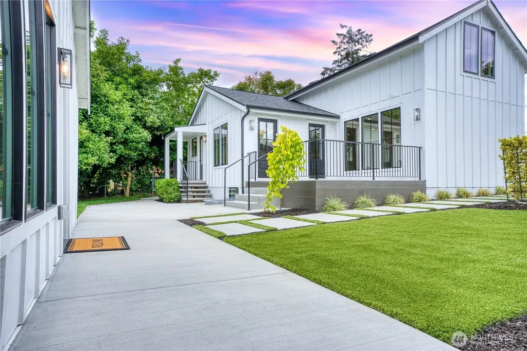 7743 Seward Park Avenue S Seattle WA 98118