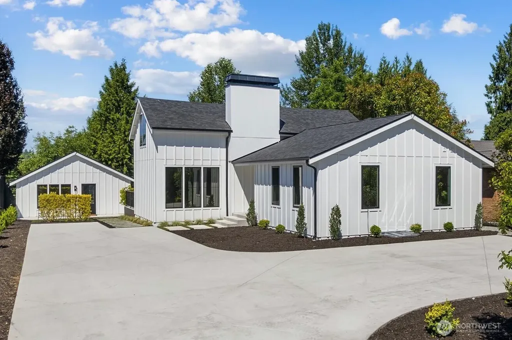 7743 Seward Park Avenue S Seattle WA 98118