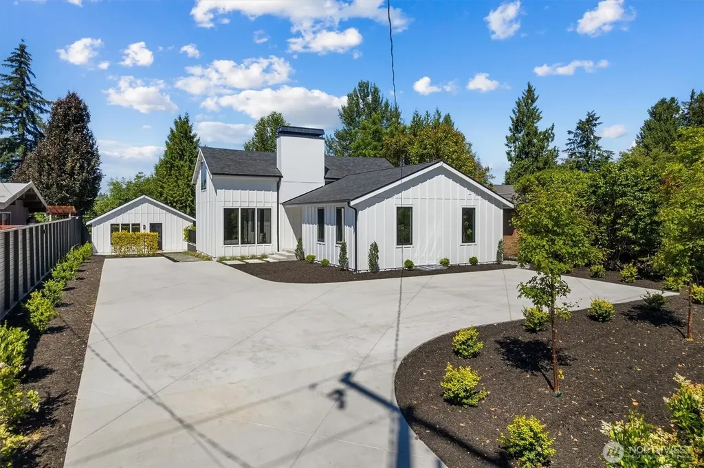 7743 Seward Park Avenue S Seattle WA 98118