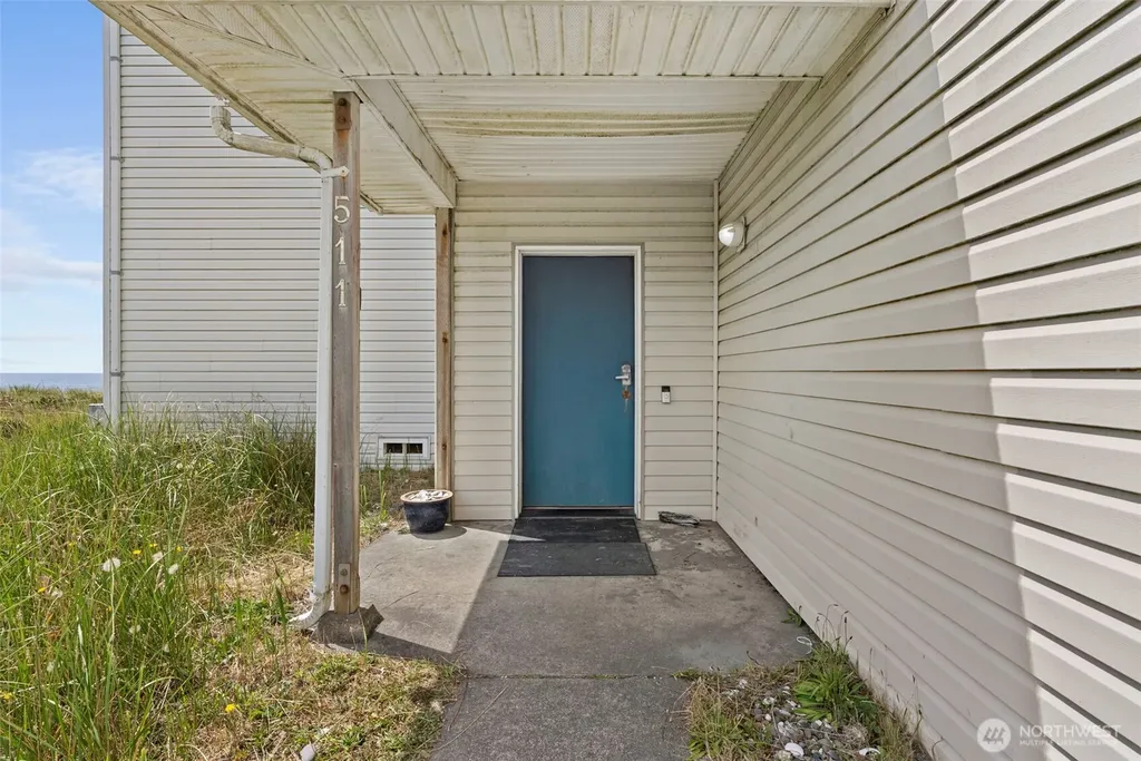 511 Dune Crest Drive Westport WA 98595