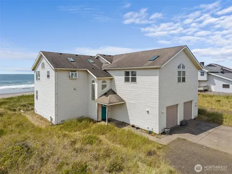 511 Dune Crest Drive Westport WA 98595